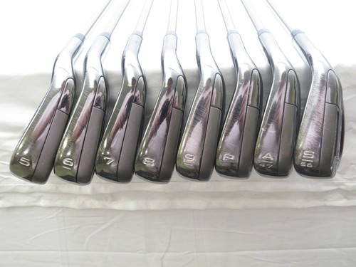Used Callaway Big Bertha Iron Set 5-PW,AW,SW UST Callaway RCH Regular Graphite - Picture 2 of 8