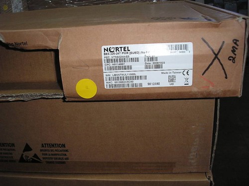 Nortel NT5S02MAE5 BES220-24T 24-Port PWR Switch - NIB! - Picture 2 of 2