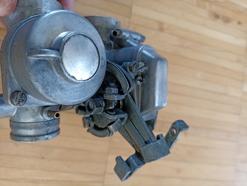 XT550 Yamaha 5Y3 Vergaser YDIS Ansaugstutzen - Bild 8 von 8