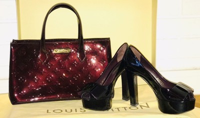 Louis Vuitton Handbag and Pumps Wilshire Vernis Monogram