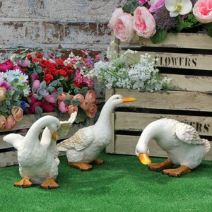 Duck Garden Ornament Resin Patio Pond Sculpture Bird Farm Animal