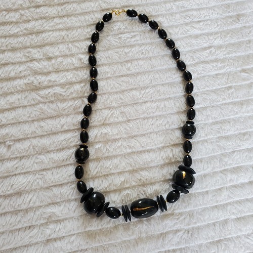 Vintage Japan Black Beaded W/ Gold Tone Small Beads Necklace - Picture 4 of 10
