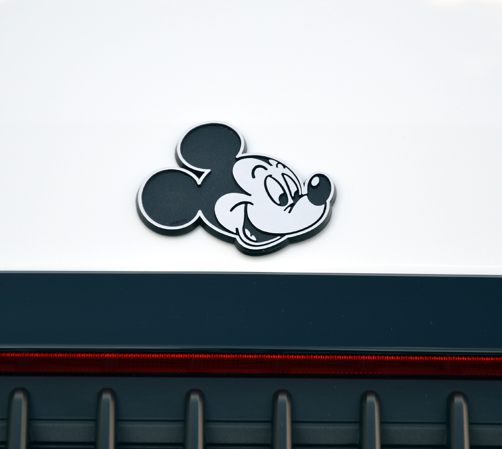 Auto Relief Schild 3D Micky Maus Emblem 5 cm HR Art. 91152 selbstklebend