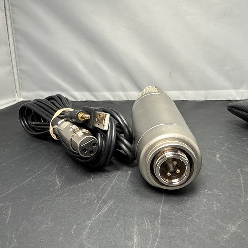 M-Audio Nova Class A Fet Large Capsule Condenser Microphone W/ Case & Cord - Picture 5 of 6