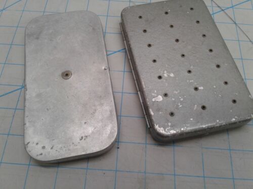(2) Vintage Perrine Fishing Line Fly Hooks Storage Containers - Picture 2 of 4