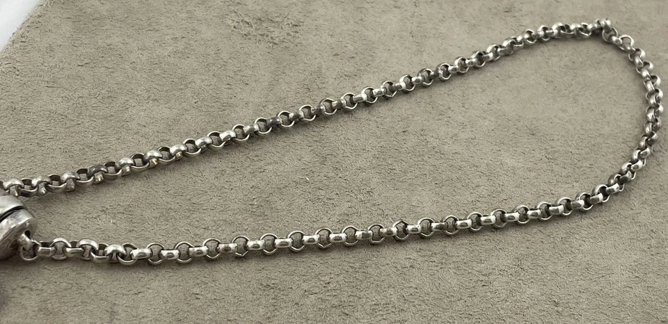 Colgante y cadena Joseph Esposito de ónix negro de ley Foto 3 de 4