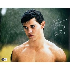 Taylor Lautner Signed Photo #1 w/ "Jacob" Inscription and BAS (11x14)