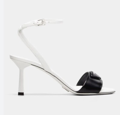 サンダル・ミュール prada LOGO SLINGBACK Prada Slingback Heels Sandal Triangle Logo Black White Sz 35