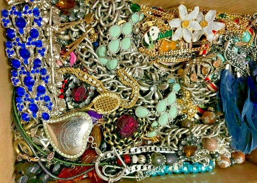 10 Pounds Jewelry Lot Vintage Now Junk Crafts Harvest Wear Resell DIY 10 Lbs - Picture 2 of 12
