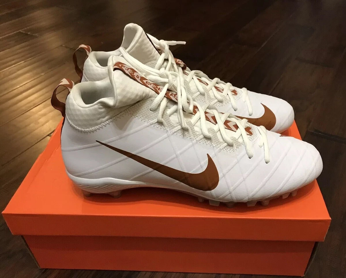 Field top general cleats