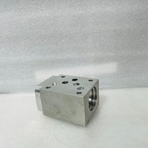 Sun Hydraulics BBA Aluminium Manifold Block OHE9-A2 - Picture 2 of 7