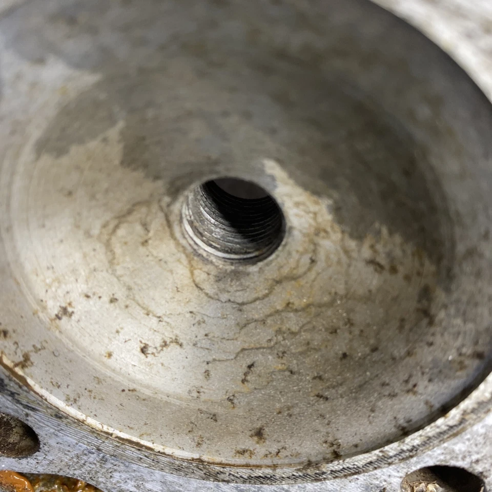 1979 - 1981 Polaris OEM TXL 340 Motor Cylinder Head  top plate #10 — 第 3/4 张图片