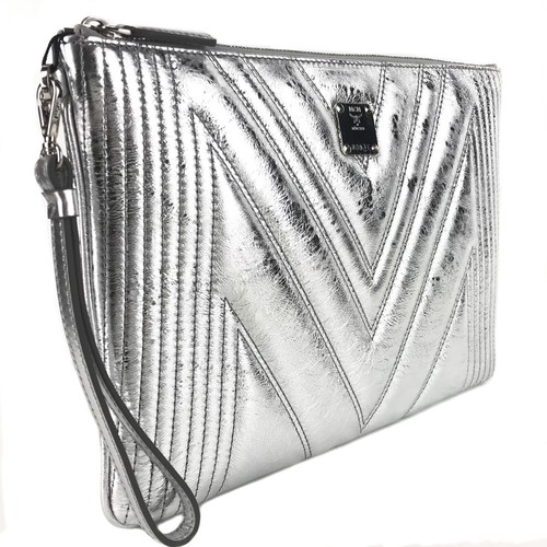 NUEVO Bolso de Pulsera de Cuero Metálico Acolchado MCM - Imagen 8 de 12