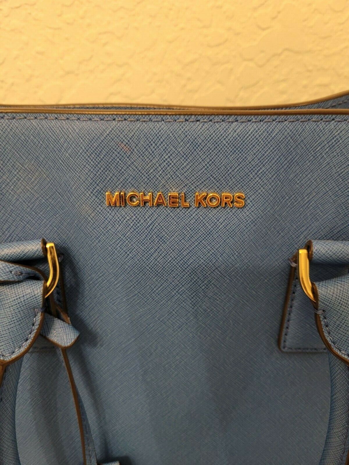 Picture 4 of 12