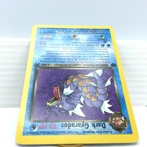 DARK GYARADOS 25/82 Team Rocket 1a Edición Tarjeta Pokémon Error Off Center - Imagen 8 de 12