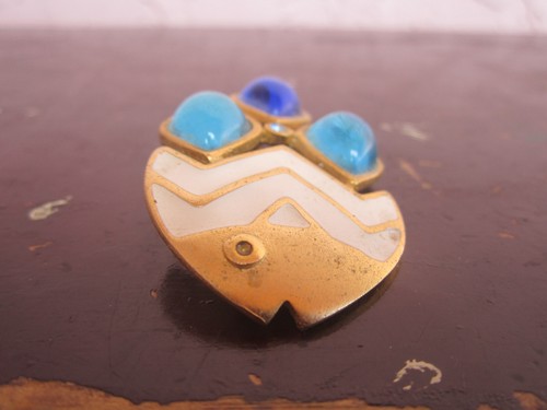 Moderner Metall Fisch mit glasfarbigen Akzenten Pin/Brosche Anstecker zu verkaufen!!! - Bild 2 von 5