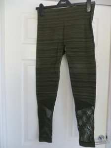 dark green workout leggings