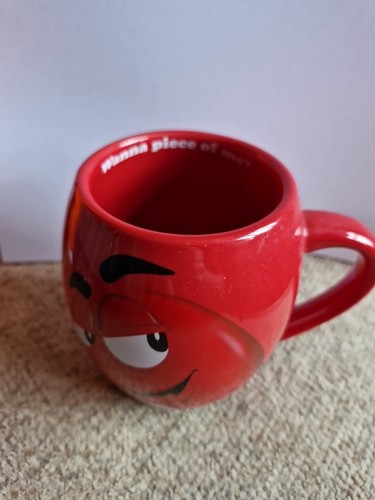 M&M WORLD RED MUG - Picture 2 of 5