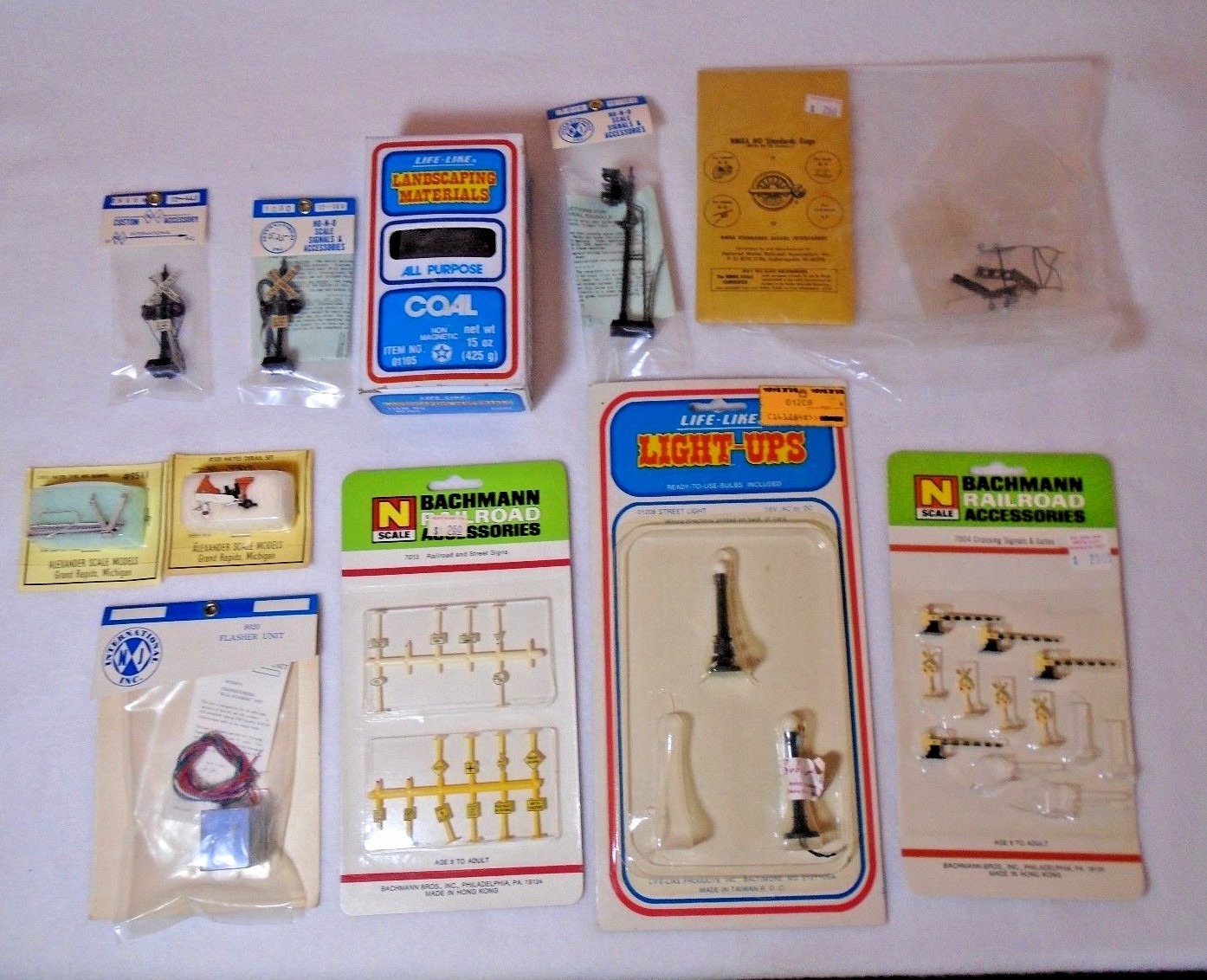 Bachmann ferroCocheril Accesorios-INTL en-N Scale signos, Luces Y Paisajismo Bachmann ferroCocheril Accesorios-INTL en-N Scale signos, Luces Y Paisajismo