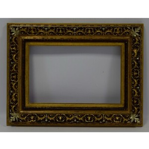 1886 Old frame original condition gold painted Internal: 12.2 x 7.9 in