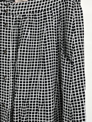 Forever 21 Midi Skirt Contemporary Women's Sz M Black/White Gingham Button Down - Picture 3 of 9