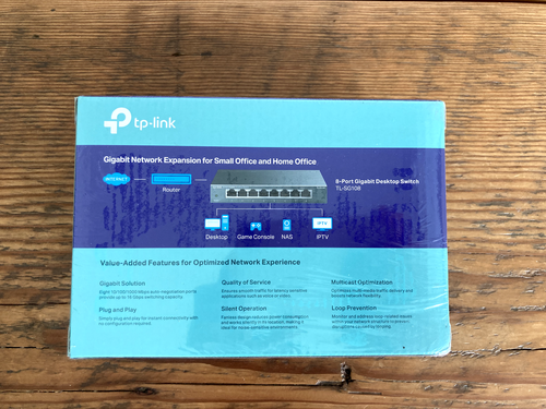 TP-Link TL-SG108 8-Port Gigabit Desktop Switch - Picture 2 of 5