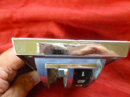 Mustang Cougar 1967 1968 transmisión automática bisel de cambio de piso con placa de fijación 67 68 - Imagen 8 de 8