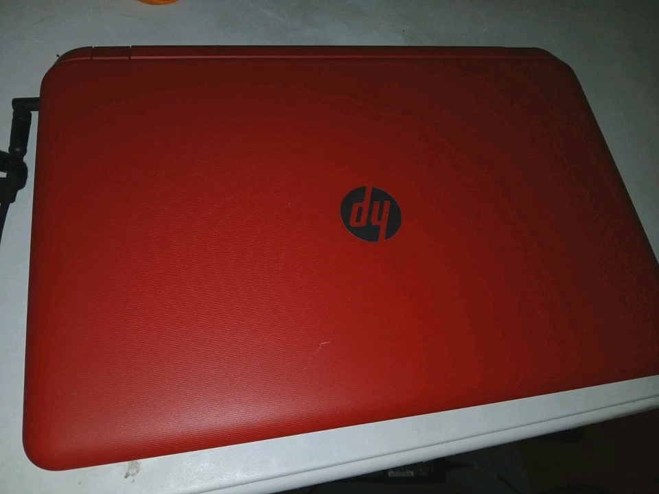 HP  Beats 17 " Red Laptop AMD  A10-5745M 2.1GHz/4GB/ [Parts - GOOD MOTHERBOARD ] - Image 3 of 4