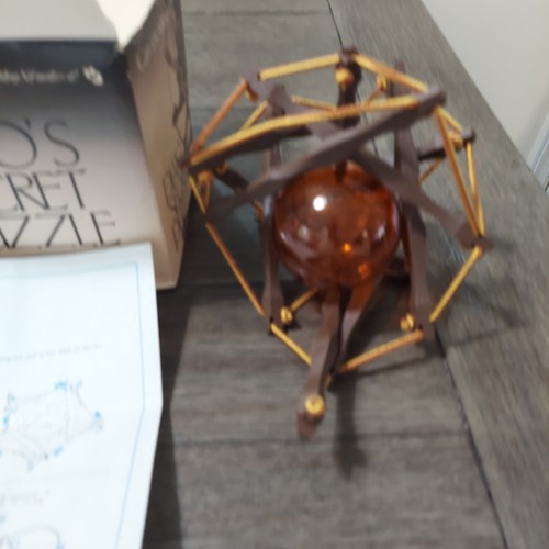 Vintage "Plato's Secret Puzzle" von Futuristix Products orangefarbener Ball in Box - Bild 4 von 7