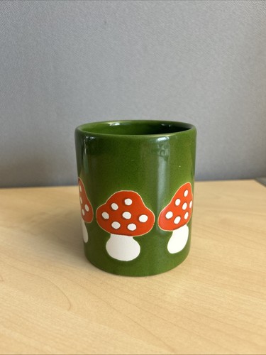 Wächtersbach Keramik Kaffeebecher Fliegenpilz-Motiv Grün W.-Germany - Bild 4 von 8