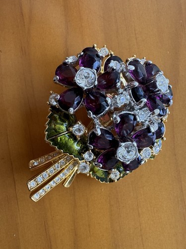 NOLAN MILLER Spilla Bouquet Cristallo Viola Viola Cristallo Boutonnière - Foto 2 di 11