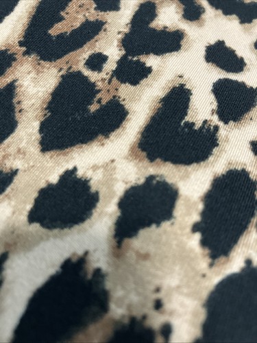 Leggings Victorias Secret Capri donna 6 (effettivo 24x25) multicolore stampa leopardata - Foto 9 di 9