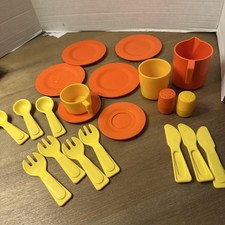 Fisher Price VINTAGE FUN WITH FOOD LOT Dishes/Utensils Salt  Pepper/Cup Plates