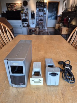 Nikon Super Coolscan LS-4000 ED Scanner with SA-21 & MA-20 and cable