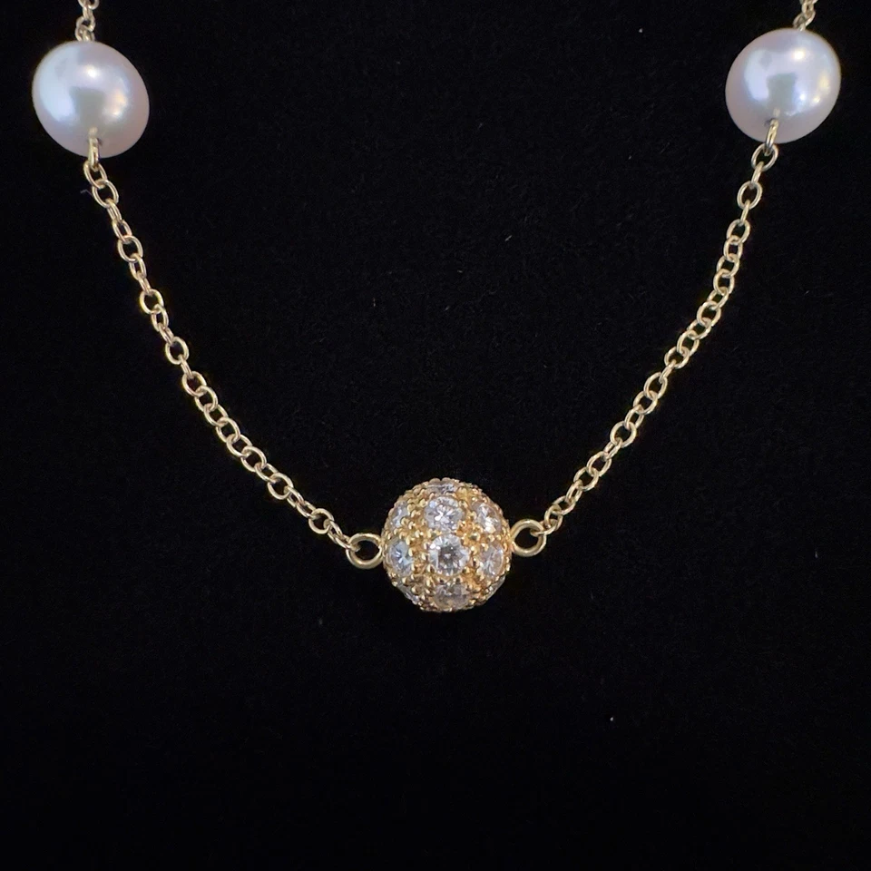 Collar estación diamantes y perlas MIKIMOTO 18K Foto 2 de 4