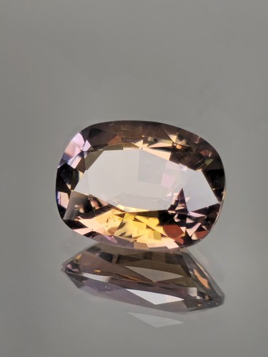 Pink Tanzanite 2.15 Carat Ultra Rare Untreated Bi Color Cushion Cut Tanzania - Picture 2 of 13