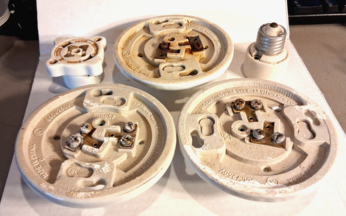 LEVITON 3 Medium Base One-Piece PORCELAIN LAMPHOLDER'S + 2 SMALLER SOCKETS - Picture 3 of 11