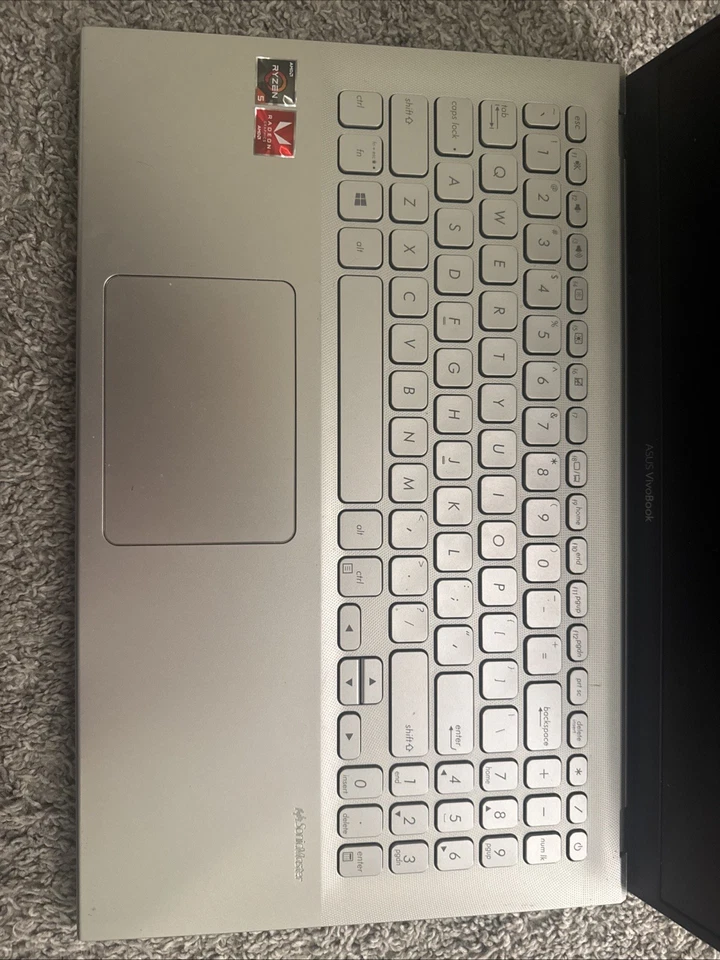 Portátil ASUS VivoBook 16 AMD Ryzen 5625U Foto 3 de 3