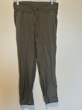 LULULEMON Size 6 Womens Dance Studio Crop Pant 25" Inseam Gray Sage LW6AVQS