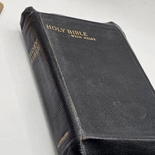 Holy Bible Helps King James Version Illustrated Collins' Clear Type Press 1940s