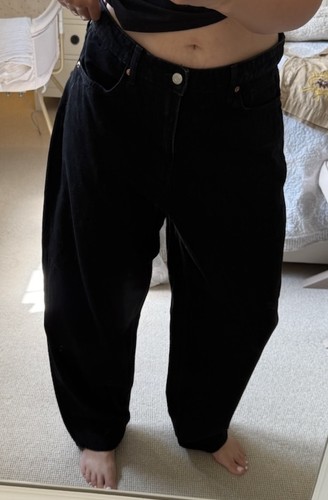 H&M Black Denim Curvy Fit Loose Fit Barrel High Waist Jeans Size 14