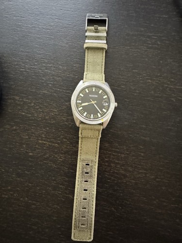 Orologio NIXON Uomo The Rover 100M Cassa Acciaio Inox Giappone Cinturino Tela Verde Data - Foto 14 di 14