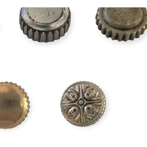 Vintage Lot 79 Watch Crowns Pocket & Wrist Watch Parts Fluted Onion Sunburst - Bild 4 von 10