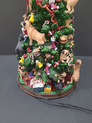 Árbol de Navidad iluminado Danbury Mint Pug perro decoración navideña con estrella y caja - Imagen 11 de 14