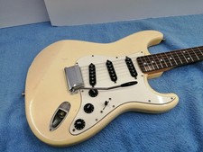 [FENDER JAPAN] ST72-55 Used 1972 Ash body Maple neck Rosewood fingerboard White