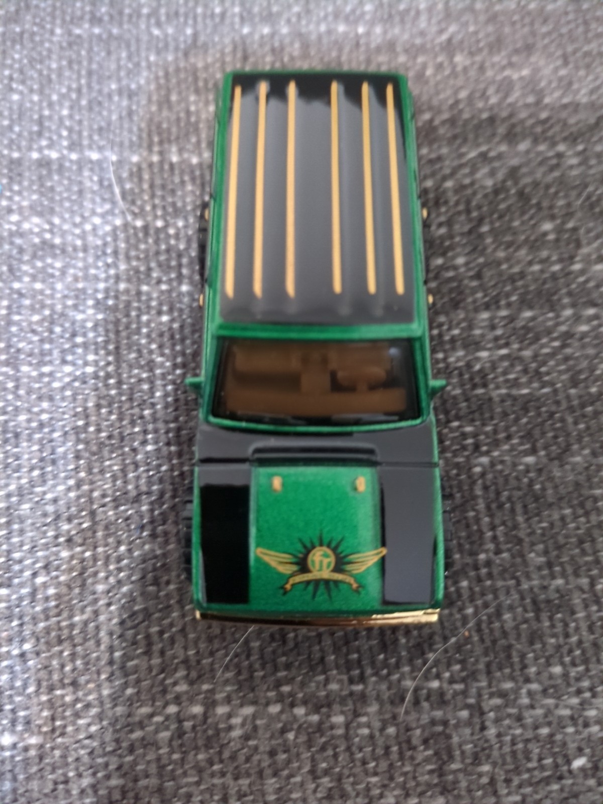 Picture 4 of 6