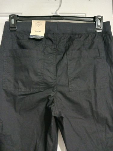 NWT Women's St. John's Bay Black Utility Cargo Capri Pants Size M - Picture 7 of 8