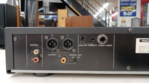 TASCAM CD-401 cd player Condition: Good, From: Japan - Picture 10 of 14
