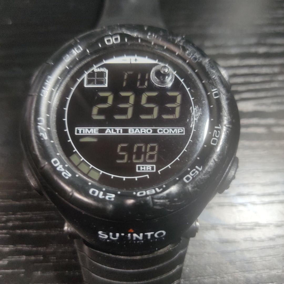 時計 SUUNTO VECTOR BLACK suunto-vector-black-644.png?