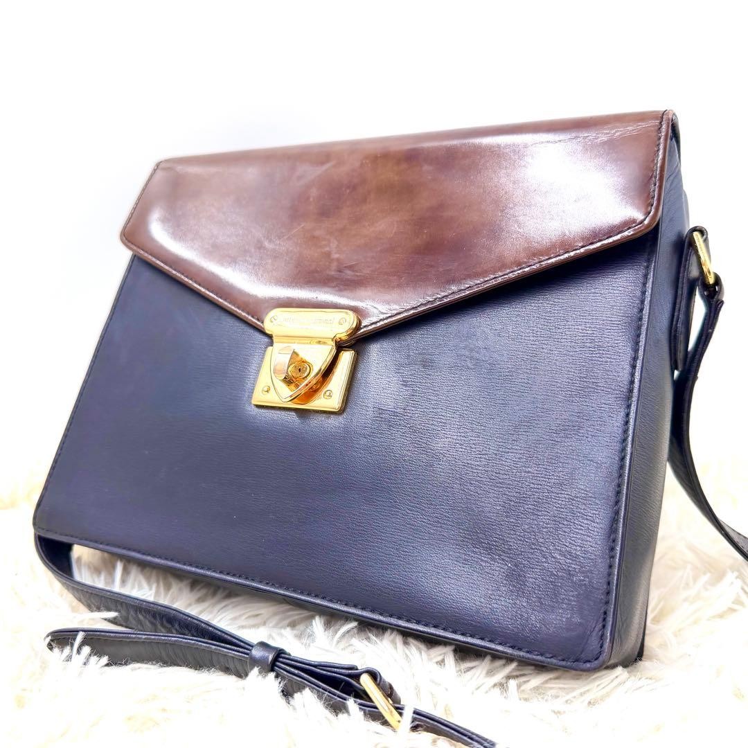 Valentino Garavani Bicolor Leather Shoulder Bag Gold Hardware Vintage Japan thumbnail 2